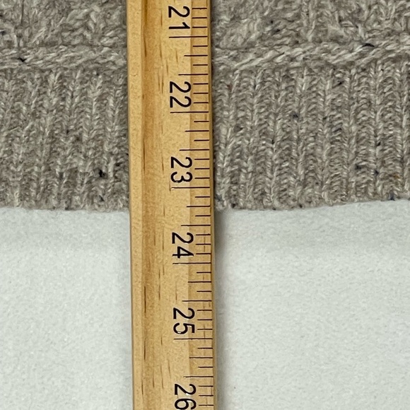 Aran Crafts V-Neck Cable Knit Sweater - 100% Merino Wool - Picture 9 of 13